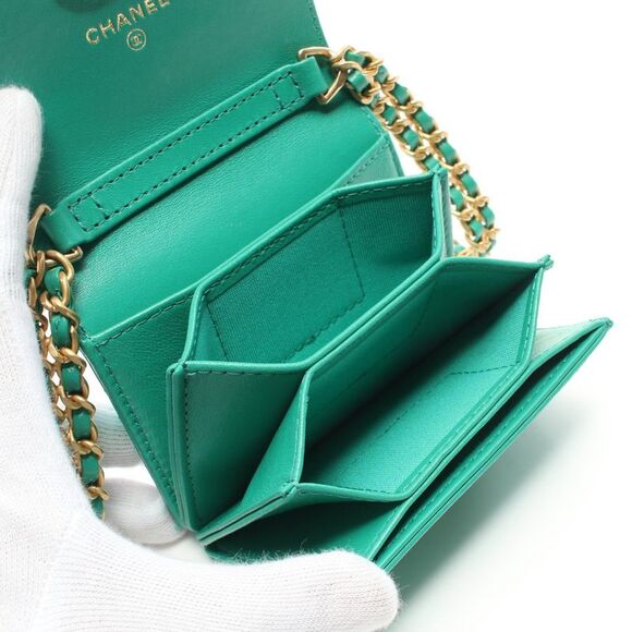 Chanel Lambskin Matelasse Card Case Green - Picture 3 of 6